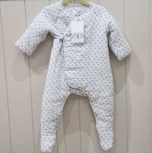 SOLD!! NWT Zara Bunting suit 3-6 Months